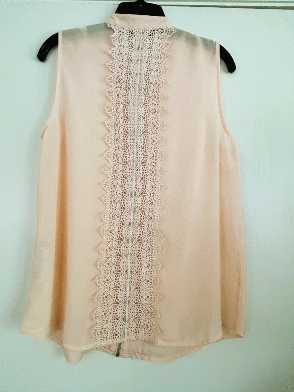 Forever 21 Ladies Blouse - Picture 2 of 5